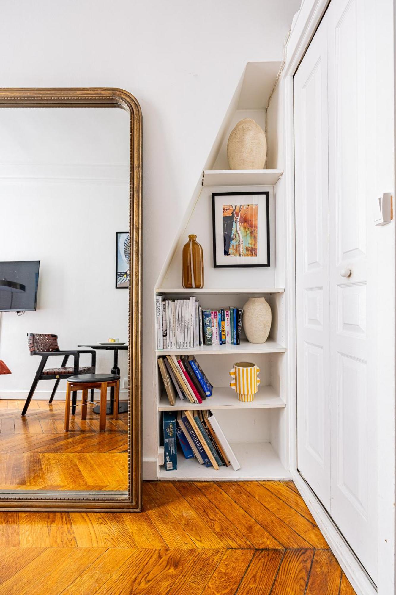 Luminous Oasis Steps From The Louvre Apartamento *